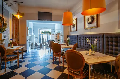 Cafe & Restaurant Dobry Rok